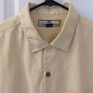Tommy Bahama Short Sleeve Yellow Silk Shirt . Sz M